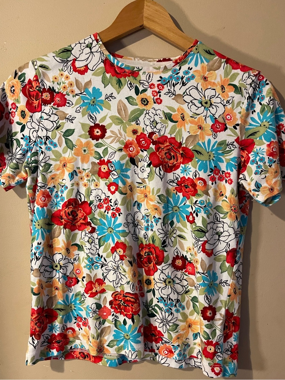White Stag Bright Floral Botanical Print 100% Cotton Tee Size S Momcore Garden